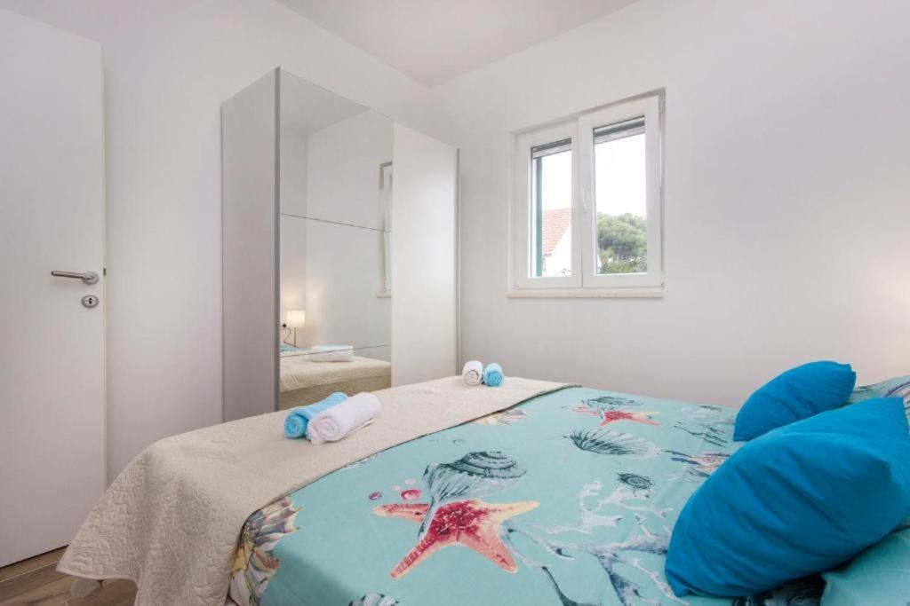 Riva 2 Apartment Đảo Đảo Krapanj Ngoại thất bức ảnh