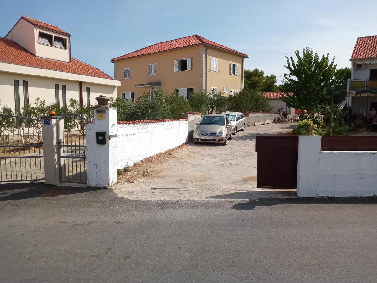 Riva 2 Apartment Đảo Đảo Krapanj Ngoại thất bức ảnh